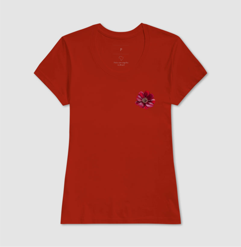 Camiseta Amor que Floresce